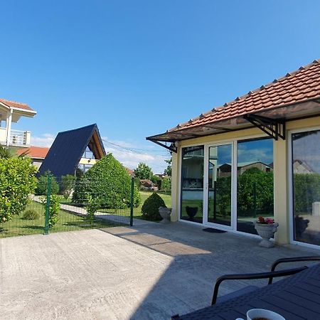 Cozzy Apartment Near The Aiport Podgorica Eksteriør billede