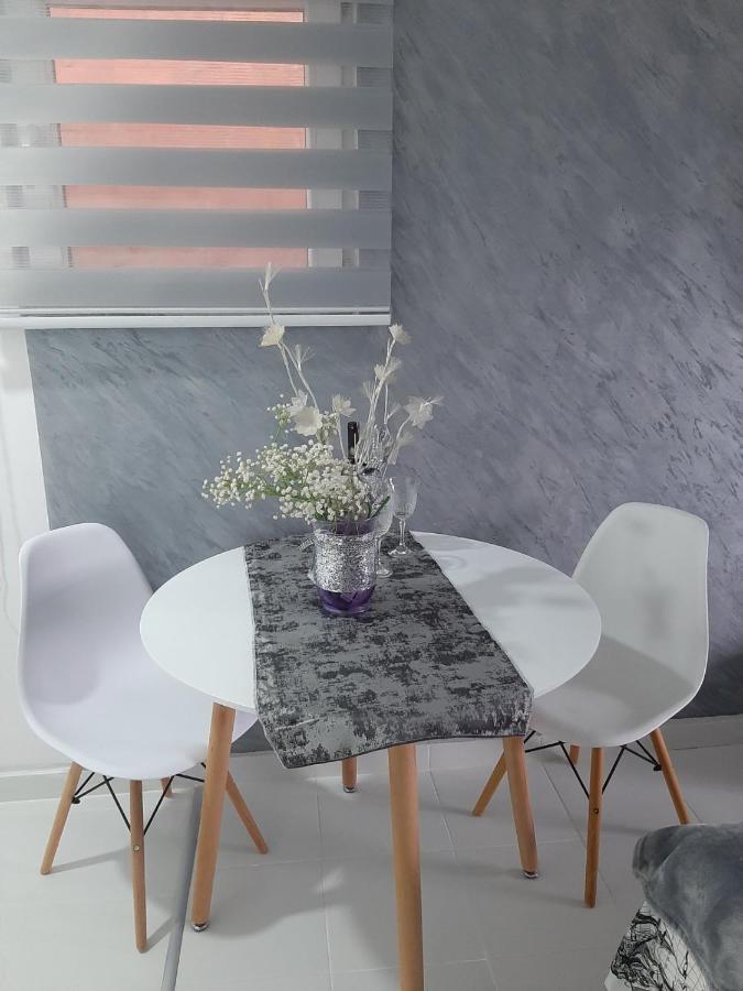 Cozzy Apartment Near The Aiport Podgorica Eksteriør billede